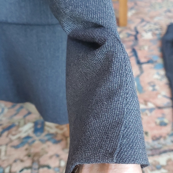 New Theory wool blue/ black suiting. Blazer & pant - Picture 7 of 12